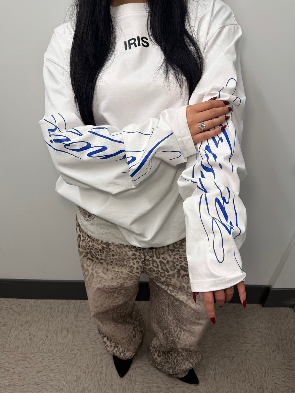 Ligne Script L/S White