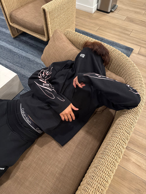 Ligne Script L/S Black